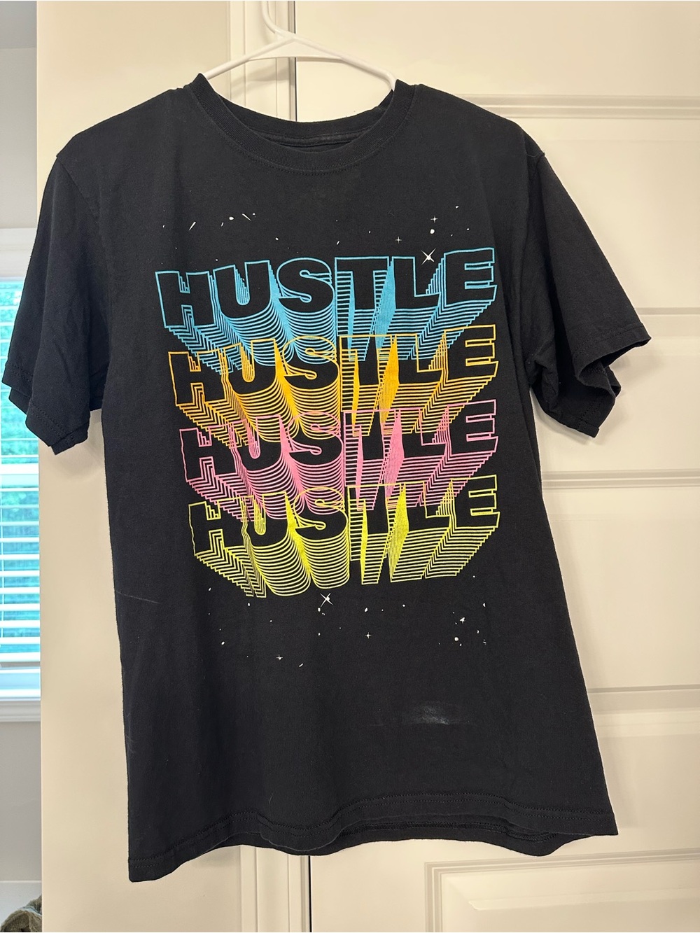 Men's Black 'HUSTLE' Graphic Short Sleeve Tee